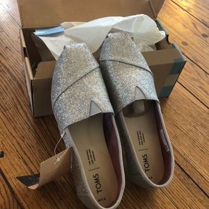 TOMS  silver Lridescent Glitter